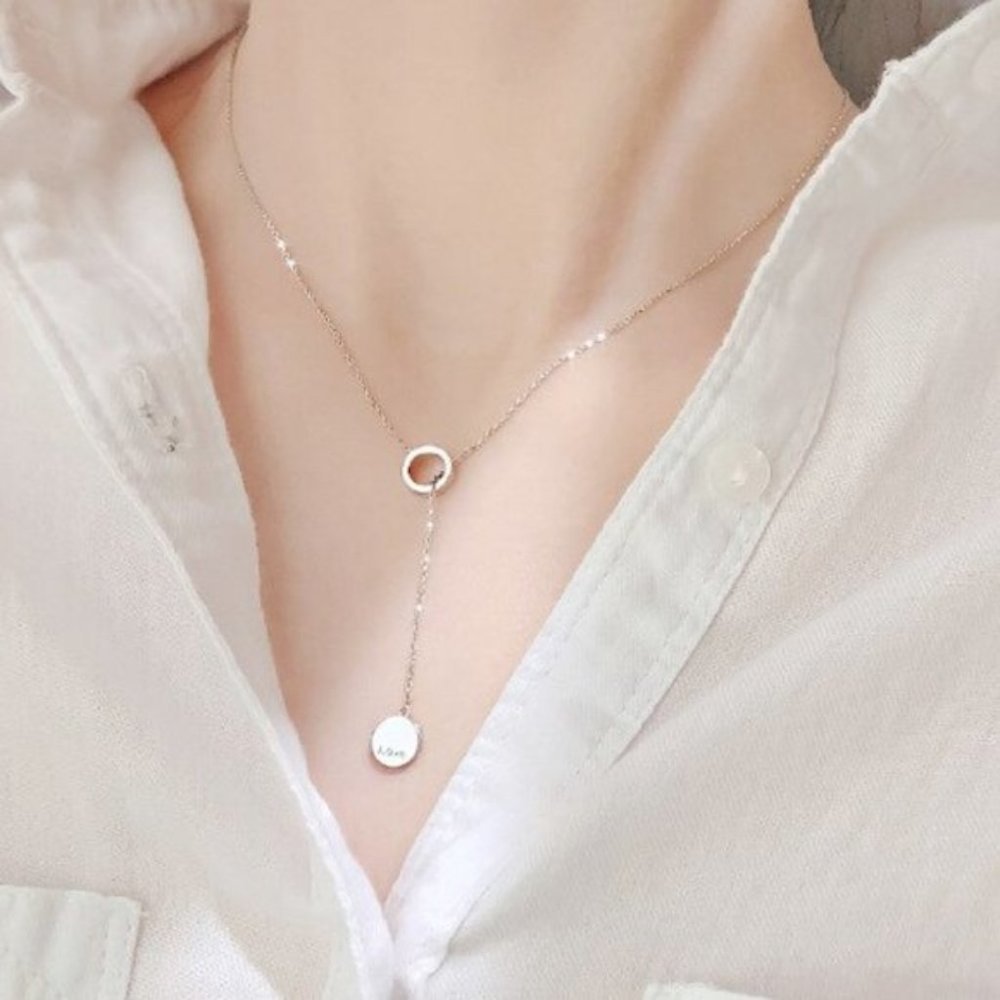 NEW Silver/RoseGold Simple Circle Necklace - Picture 2 of 6